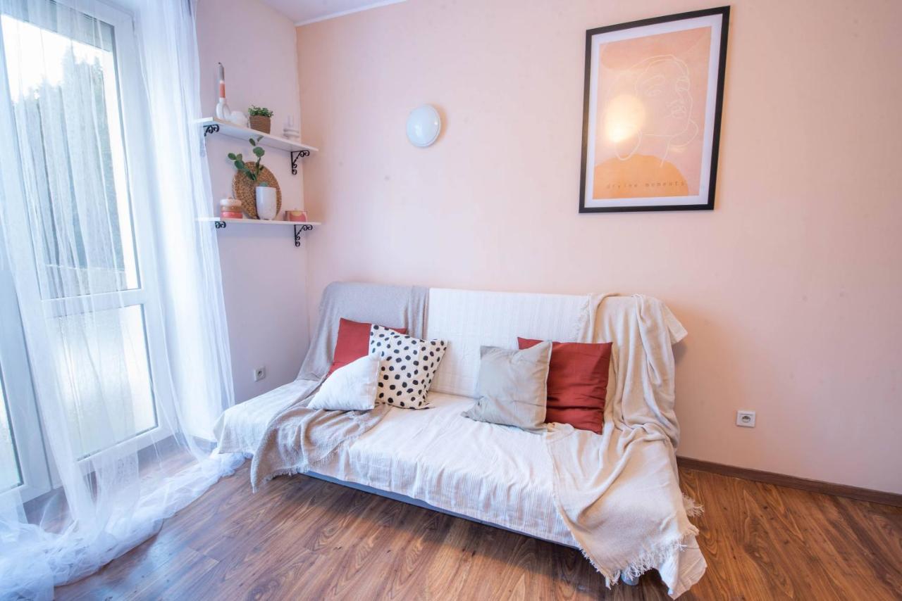 Home Studio Z Ogrodkiem I Altana Cracovia Exterior foto